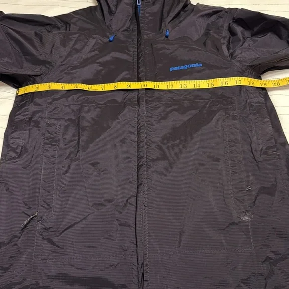 Patagonia Torrentshell Black Jacket Rain Jacket - Picture 7 of 10